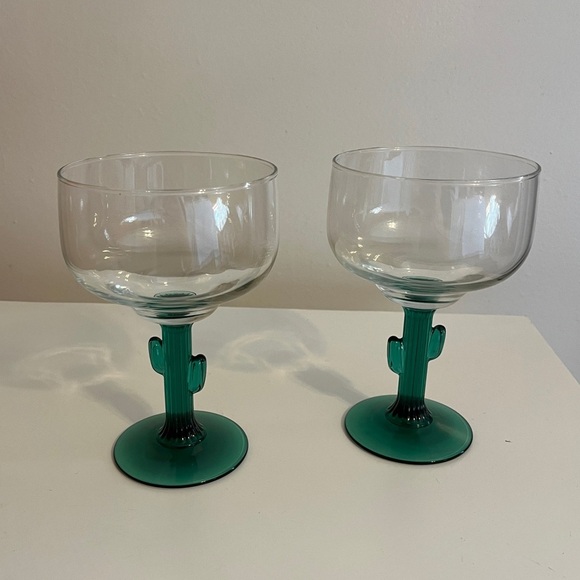 Set of 2 Green Cactus Stem Glass Margarita Glasses - Picture 1 of 5